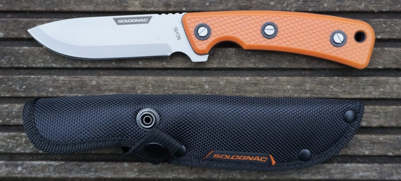 Outdoor-Messer mit feststehender Klinge und Scheide
